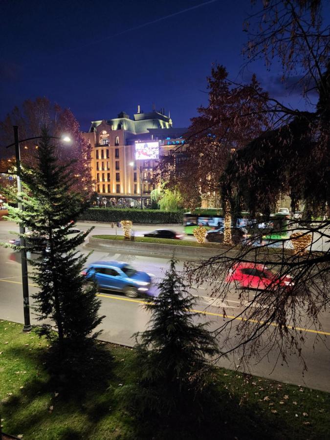 Апартаменты 10 Baratashvili St Тбилиси Экстерьер фото
